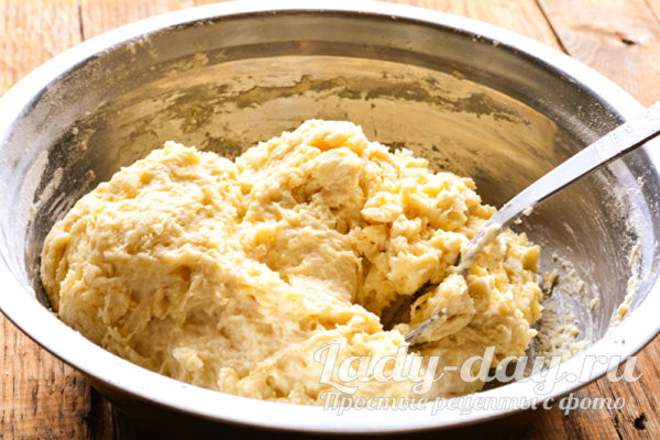 размешать тесто