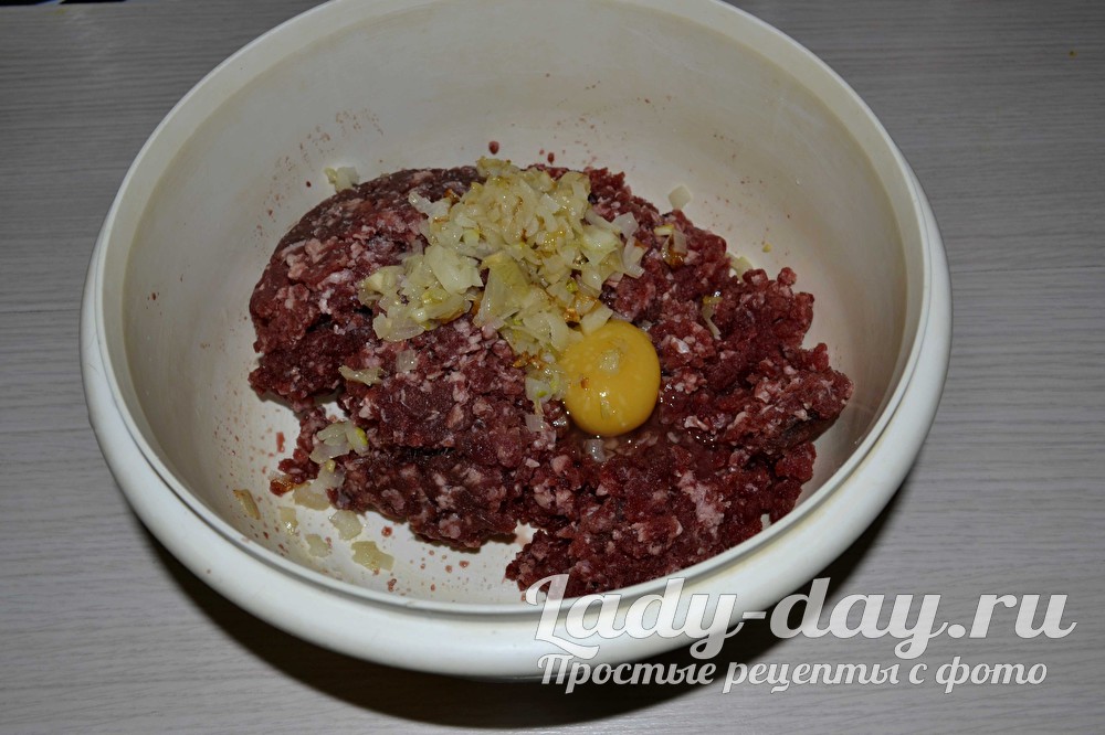 лук в фарш