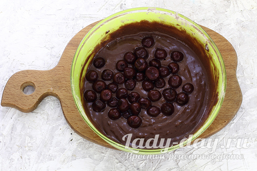 вишни в тесто