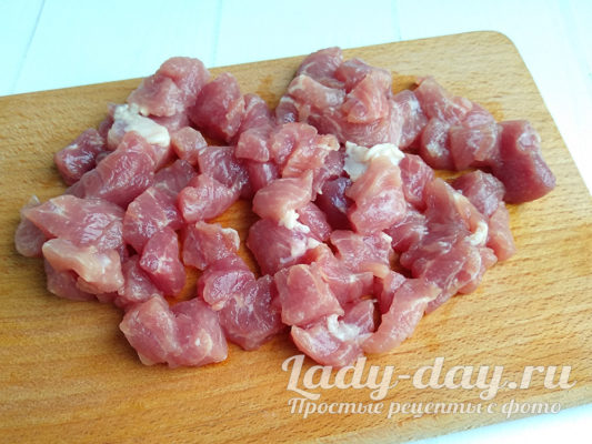 нарезанное мясо
