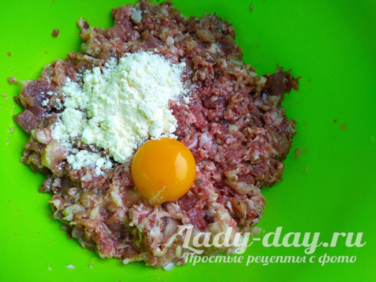 добавляем сухое молоко