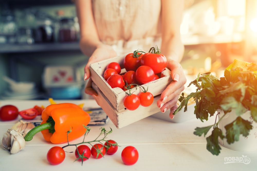Овощи храните в коробках и корзинках