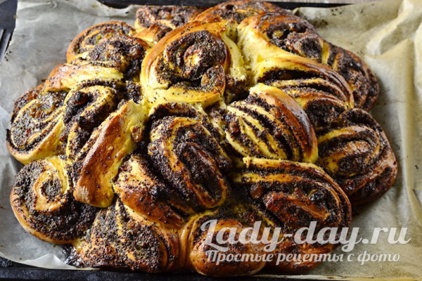 готовый пирог-рулет