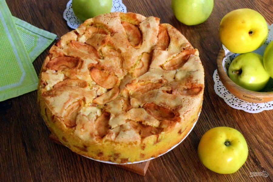 Как приготовить классическую шарлотку с яблоками