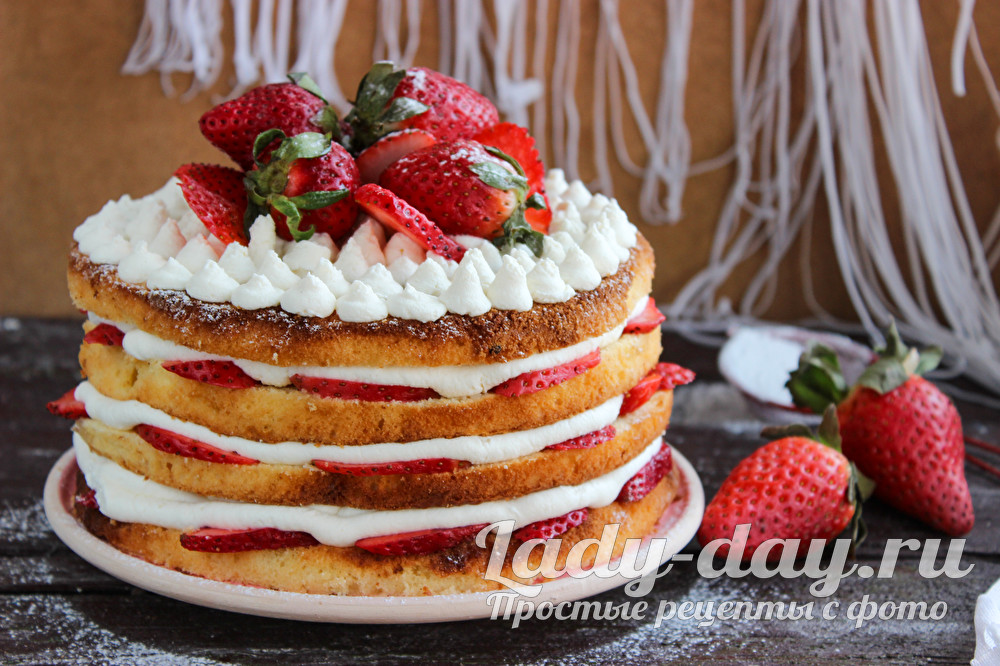 бисквитный торт с клубникой рецепт с фото