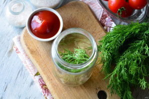 Помидоры с кетчупом на зиму - фото шаг 2