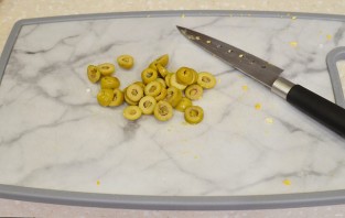 Салат с яйцом и яблоком - фото шаг 3