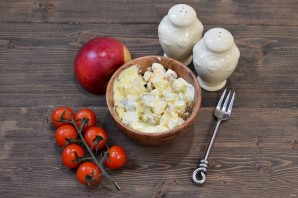 Салат с яйцом и яблоком - фото шаг 6