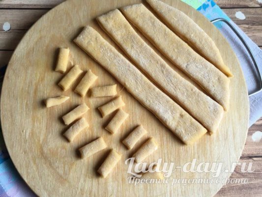 делаем заготовки из теста