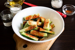 Огурцы на зиму с корейской приправой - фото шаг 3