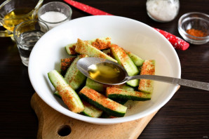 Огурцы на зиму с корейской приправой - фото шаг 4