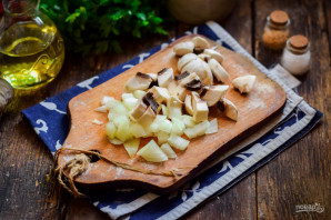 Салат с грибами, курицей и ветчиной - фото шаг 2