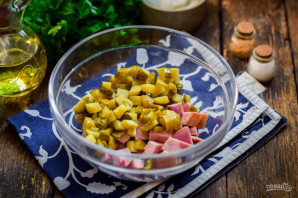 Салат с грибами, курицей и ветчиной - фото шаг 4