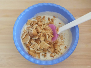 Торт из печенья с бананом - фото шаг 4