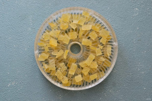 Цукаты из дынных корок - фото шаг 5