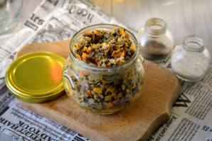 Грибная икра с морковью и луком - фото шаг 9