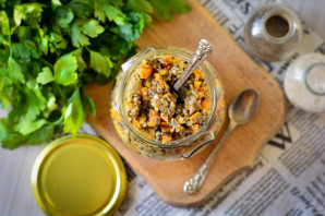 Грибная икра с морковью и луком - фото шаг 11