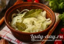 Маринованный лучок для шашлыка салатов и просто с хлебушком покушать