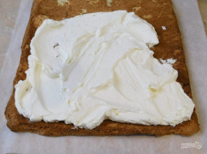 Меренговый рулет с малиной и фисташками - фото шаг 8