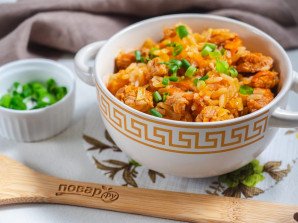 Рис с мясом и капустой в сковороде - фото шаг 7