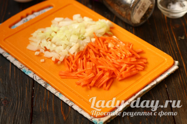 лук и морковка