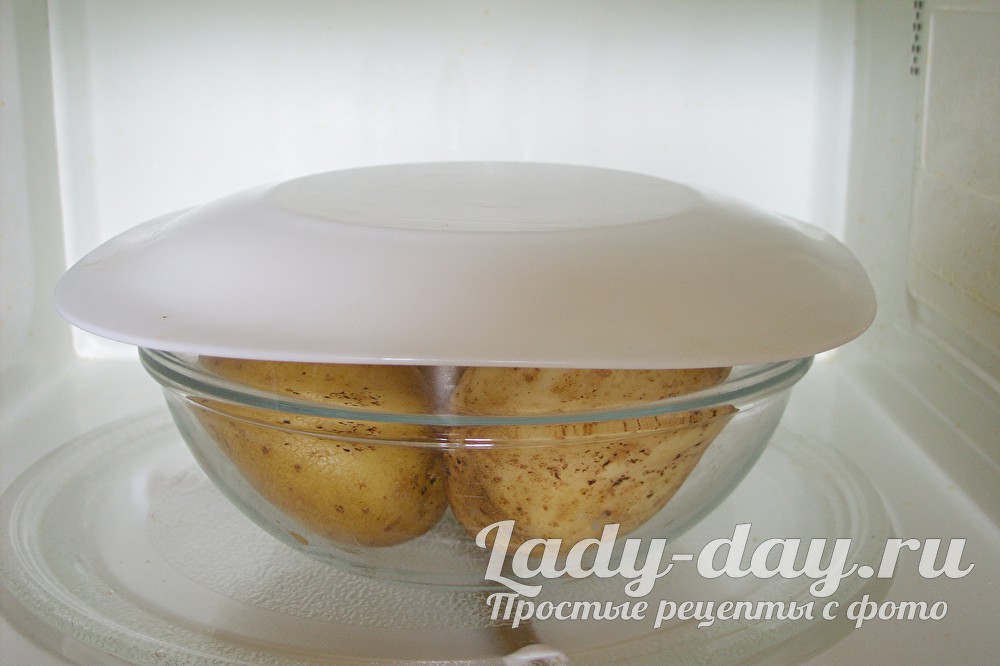 картошка в микроволновке