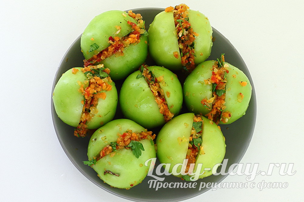 зеленые помидоры с начинкой