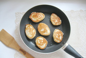 Оладьи без яиц и молока - фото шаг 13