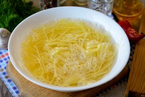 Салат из сырой картошки - фото шаг 3