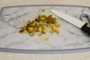 Салат с сердечками, морковью и луком - фото шаг 4