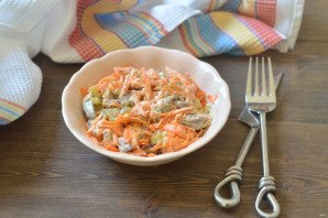 Салат с сердечками, морковью и луком - фото шаг 9