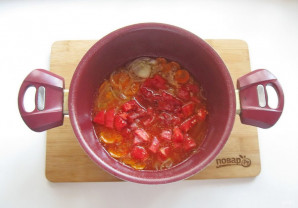 Скумбрия в томате с овощами - фото шаг 7