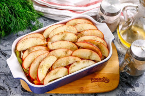 Запеканка из яблок, тыквы и лука-порея - фото шаг 5