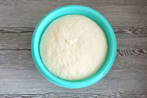 Рогалики с сыром из дрожжевого теста - фото шаг 9