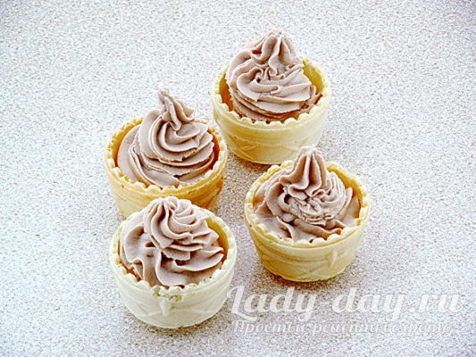 корзинки с кремом