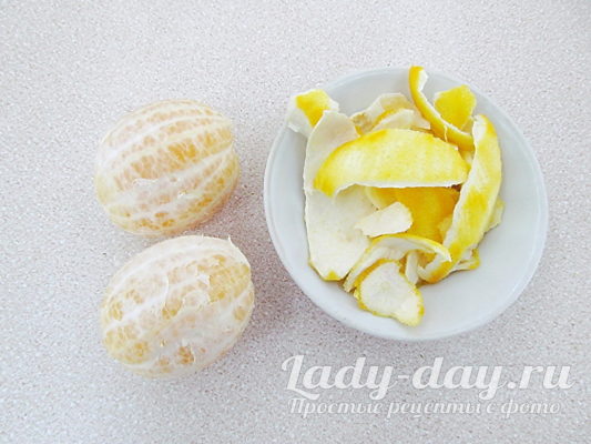 почистить лимон