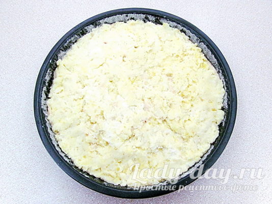 Осетинский пирог с картофелем и брынзой