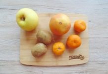 Фруктовый салат из мандаринов и яблок