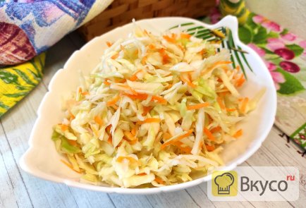 Маринованная капуста с морковью быстрого приготовления с уксусом