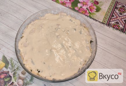 Заливной пирог на кефире с курицей и сыром