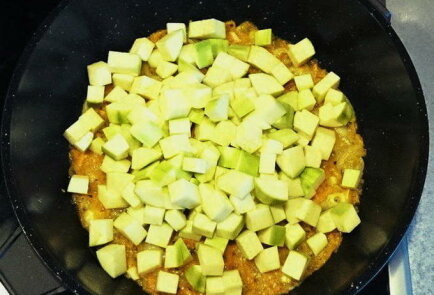 Соте из баклажанов, перцев и помидоров в мультиварке