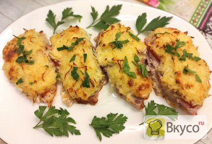 Свинина под картофельной шубой в духовке