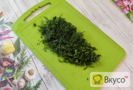 Кабачки с помидорами тушенные в сметане с зеленью