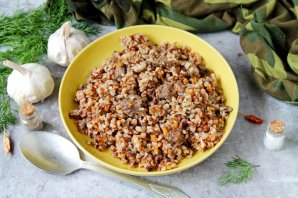 Каша "Солдатская" с тушенкой из гречки - фото шаг 7