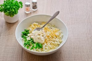 Крабовые трубочки с сыром - фото шаг 4