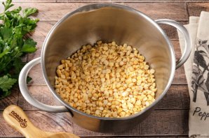 Суп гороховый с копченостями - фото шаг 2