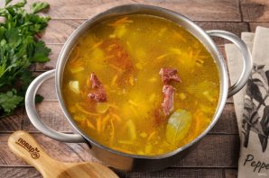 Суп гороховый с копченостями - фото шаг 11