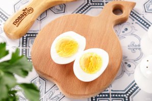 Вареные яйца - фото шаг 9