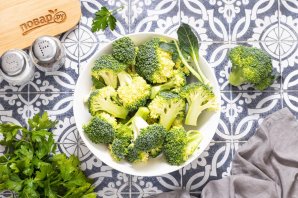 Брокколи с морковью - фото шаг 2