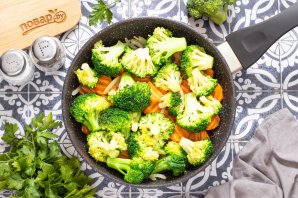 Брокколи с морковью - фото шаг 7